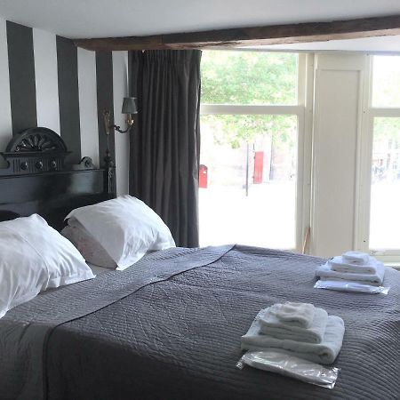 Inn Old Amsterdam B&B Bagian luar foto