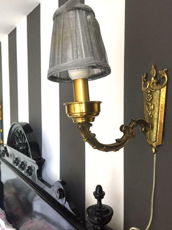 Inn Old Amsterdam B&B Bagian luar foto